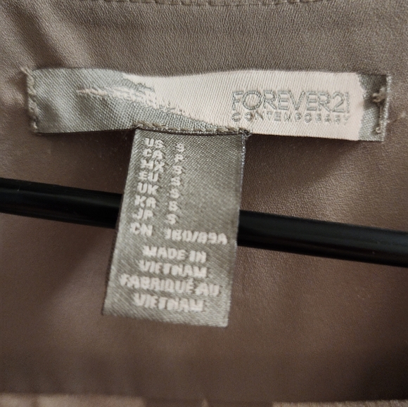 Women's Tan blouse-Small - Picture 3 of 3